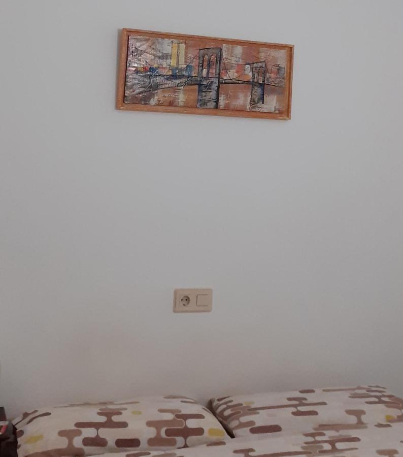 Habitación Doble Privada en Figueres Figueres (Girona) Exterior foto